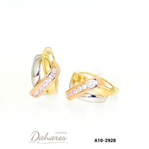 A10-2928 Aretes tipo huggies en tres oros 10 kilates. Ancho 1.3 cm