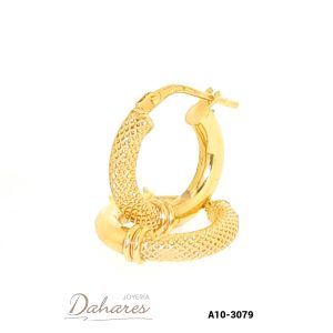 A10-3079 Argollas en oro amarillo de 10 kilates. Diametro 1.5 cm