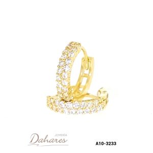 A10-3233 Aretes tipo huggies en oro amarillo de 10 kilates con circones. Tamaño 1.2 cm