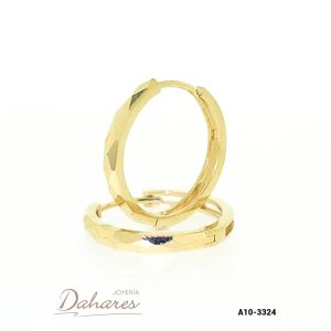 A10-3324  Argollas en oro amarillo de 10 kilates. Diametro 1.7 cm