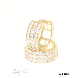 A10-3332 Aretes tipo huggies en oro amarillo de 10 kilates con circones.  Diametro 1.2 cm