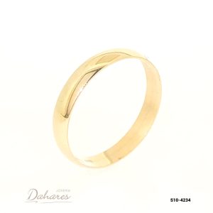 S10-4234 Banda en oro amarillo de 10 kilates, ancho 4mm. Talla 8.5